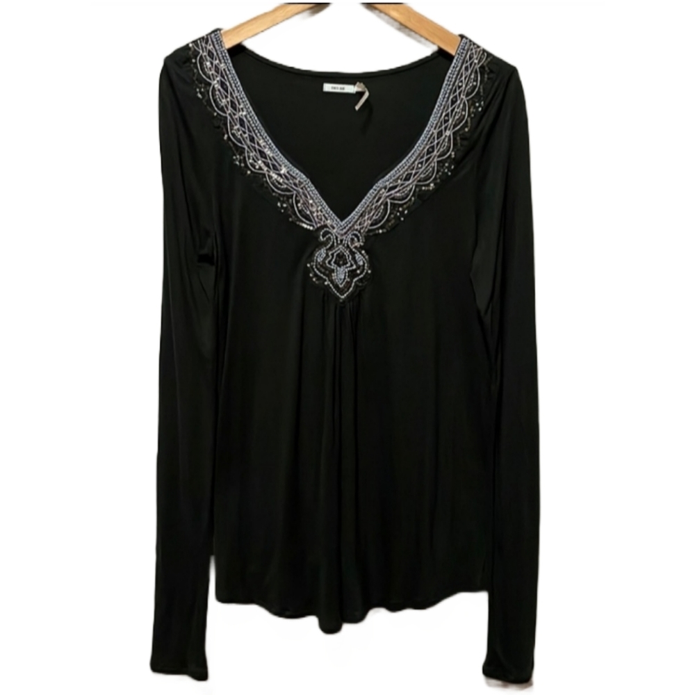 Kimchi Blue Long Sleeve Beaded/Sequined Top Large